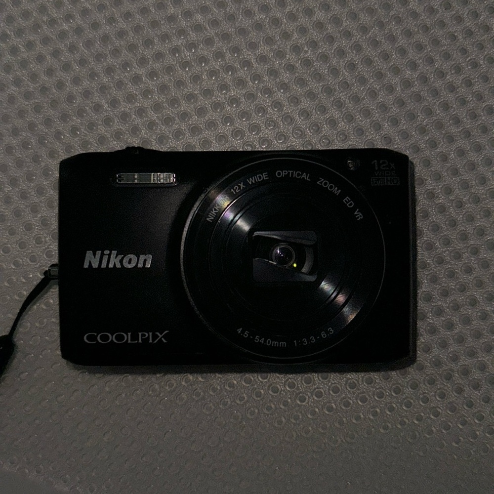 NIKON Coolplix S6800 Digital Camera